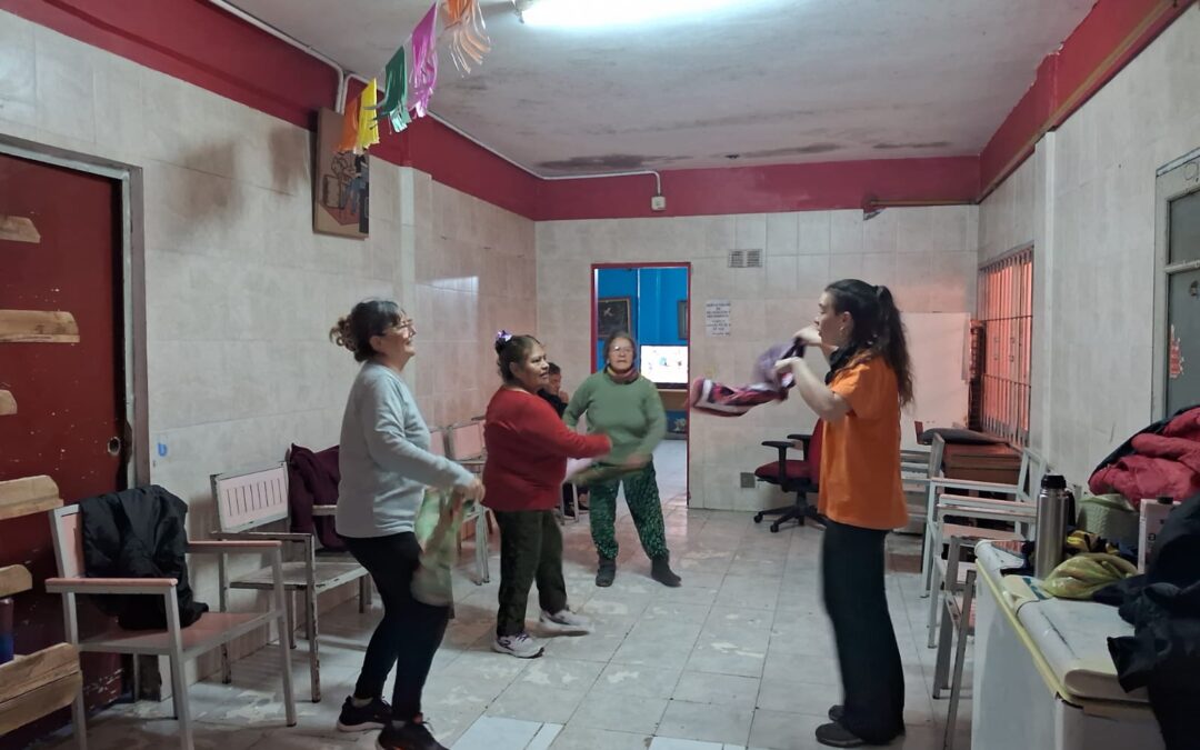 Baile, movimiento y encuentro en el Centro de Día José Silva